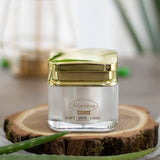 Aloe Vera Gold Soft Skin Care mit Jojobaöl ohne Fettglanz