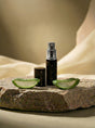 Aloe Vera Gold Spray im eleganten schwarzen Flacon