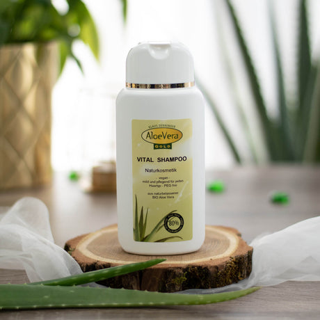 Aloe Vera Gold Vital Shampoo mit 80 Prozent Pflanzensaft für die Haare